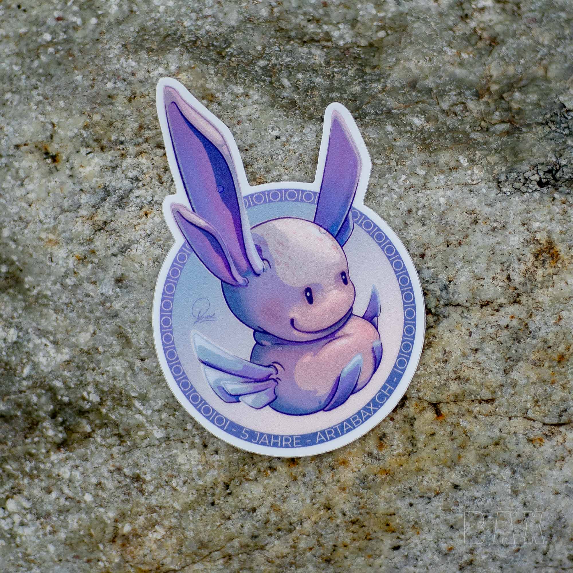 Im Anlass des 5 Jahre Jubiläum von Artabax.ch und vielen tollen Projekten die Bax in dieser Zeit machen konnte erschien dieser Limitierter Sticker.